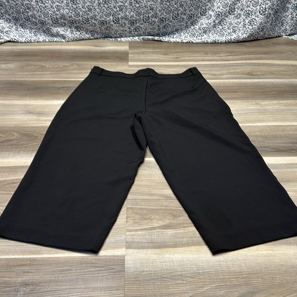 🏁 Lily Morgan black cropped pants size 1X NWT - Picture 8 of 10